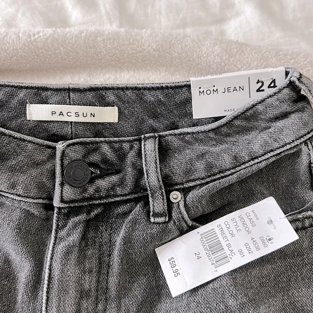Gray Pacsun Mom Jeans Ripped - Picture 3 of 4